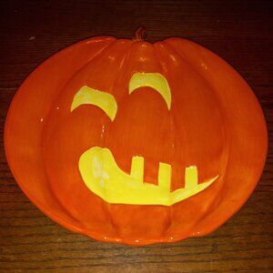 The Sakura Table Haunted Hideaway 3D Pumpkin Jack O Lantern Plate